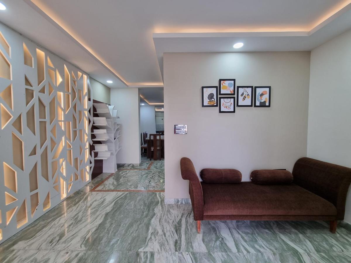 Hotel The Urban Nest Bangalore Esterno foto