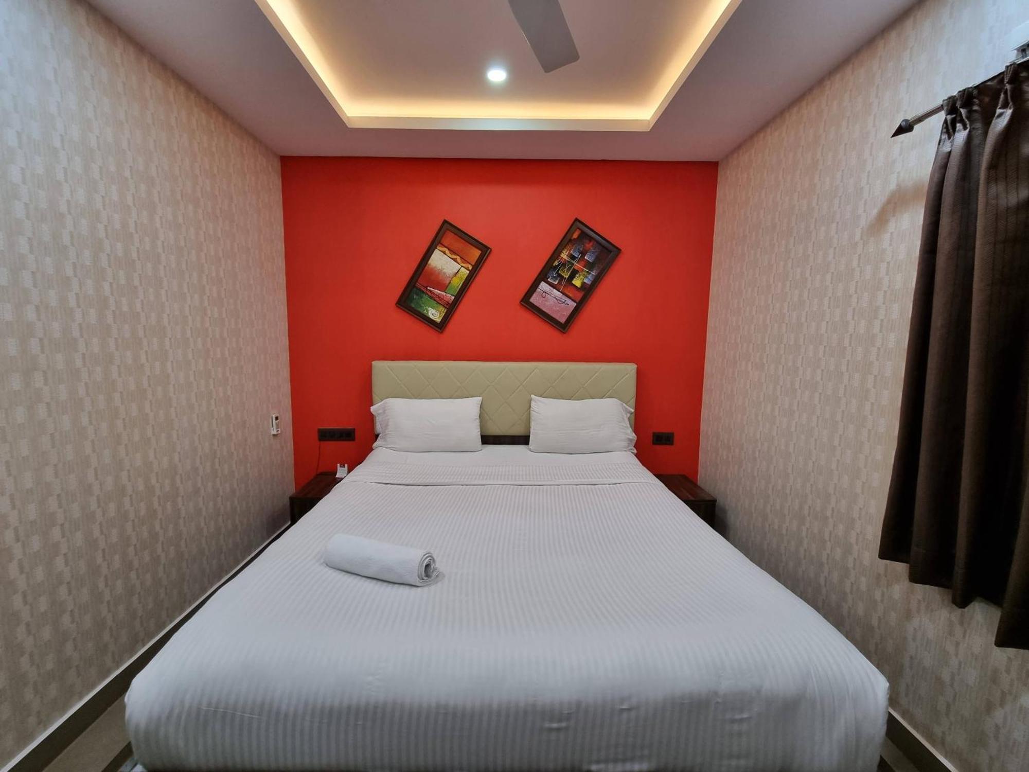 Hotel The Urban Nest Bangalore Esterno foto