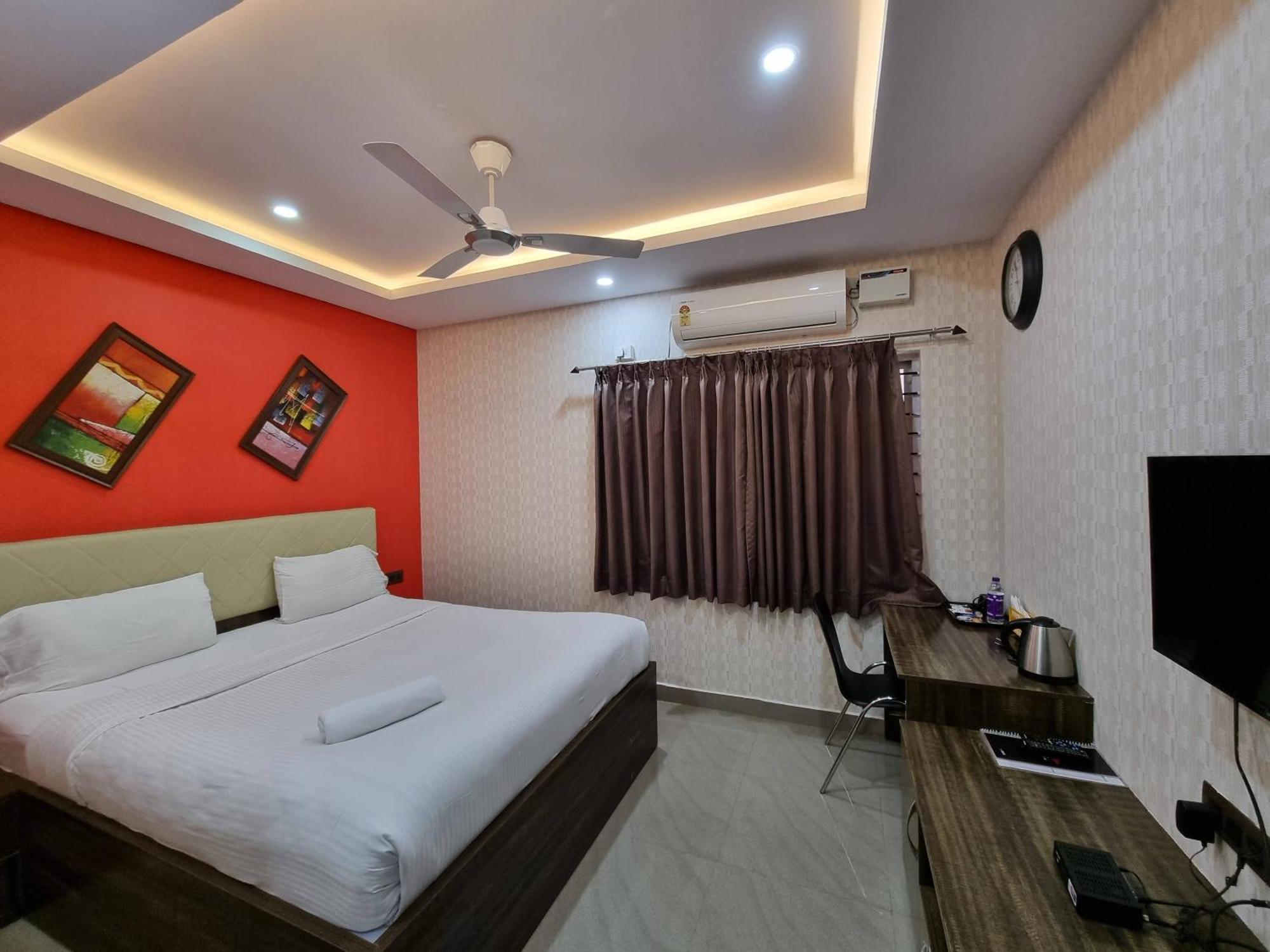 Hotel The Urban Nest Bangalore Esterno foto